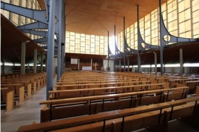 Le C.A.U.E. de Côte-d'Or organise le jeudi 16 mai un parcours autour des églises contemporaines de Dijon et ses environs.