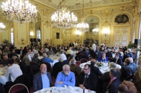 Les sénateurs de la Côte-d'Or reçoivent leurs pairs