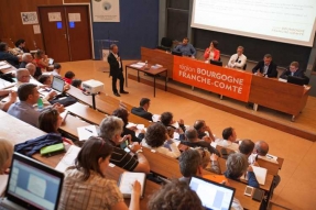 Un atelier consacré à l'agriculture et à l'agroalimentaire pour construire la région de demain.