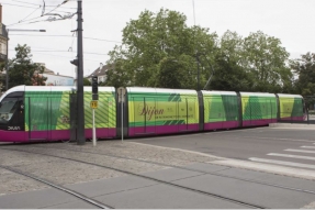 Un tramway aux couleurs des Climats