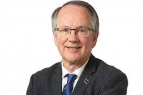 Charles Barrière veut tendre la main à Hubert Brigand.
