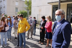 Rentrée dans les lycées de Bourgogne-Franche-Comté. Visite du lycée polyvalent Etienne-Jules Marey à Beaune avec Michel Neugnot, 1er vice-président de la Région Bourgogne Franche-Comté