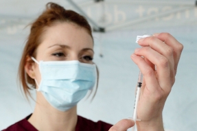 La Bourgogne-Franche-Comté reçoit  plus de 14 000 doses de vaccins