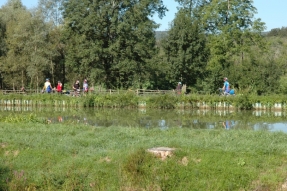 Le label « Vélo & Fromages » est attribué à la Voie verte du Canal de Bourgogne