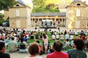 Participez au financement de la réhabilitation du Théâtre de Verdure de Beane