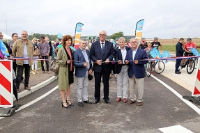 Mirebeau-sur-Bèze : Le Département investit 23 millions d'euros pour le "mieux vivre" des habitants et le développement économique du territoire.