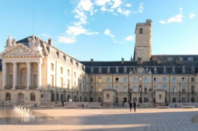La ville de Dijon réaffirme son soutien à l'Ukraine
