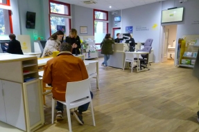 À Beaune, réouverture du bureau de poste, nouvelle génération