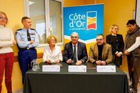 Violences faites aux femmes : le Département va encore plus loin pour lutter contre ce fléau