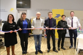 La Poste inaugure la rénovation de son bureau de poste nouvelle génération en présence d'Alain Suguenot