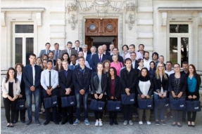 Cérémonie de signature des contrats d'apprentissage du Conseil Départemental