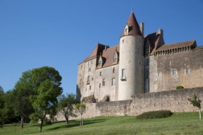 Le château de Châteauneuf-en-Auxois