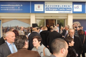 Elections régionales : F. Sauvadet a inauguré ses permanences de campagne de Dijon et Besançon