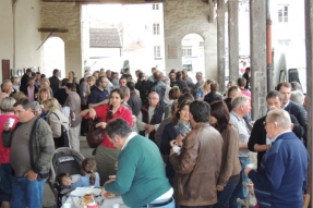 Gemeaux a retrouvé son commerce de proximité.