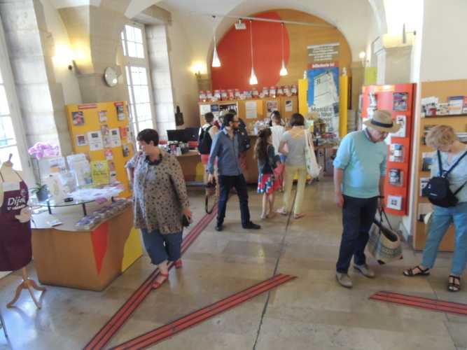 BILAN FREQUENTATION DE L'OFFICE DE TOURISME DE DIJON 