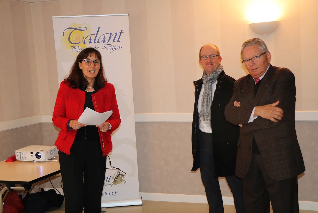 Pascale Garcia, responsable du march&eacute; des collectivit&eacute;s chez Orange C&ocirc;te-d'Or