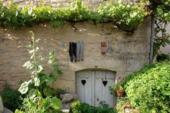 Flavigny-sur-Ozerain, le Village pr&eacute;f&eacute;r&eacute; des Fran&ccedil;ais 2013?