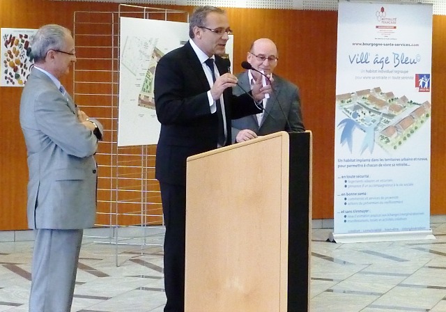 VOEUX PATRICK MOLINOZ