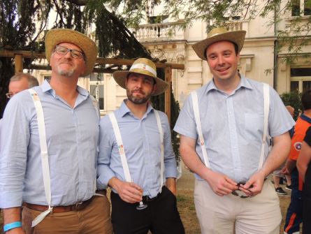 R&eacute;ception des Maires dans les jardins du Conseil D&eacute;partemental. Echo des communes