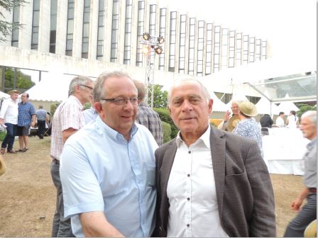 R&eacute;ception des Maires dans les jardins du Conseil D&eacute;partemental. Echo des communes