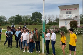 baignade-au-vert-a-la-base-d-arc-sur-tille