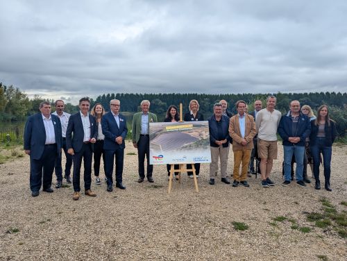 Les porteurs du projet Gevrey sol ainsi qu'une partie des souscripteurs