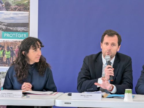 Mathieu Lefèvre, ministre de la transition écologique et la préfète de région Violaine Démaret©Nadège Hubert Mathieu Lefèvre, ministre de la transition écologique et la préfète de région Violaine Démaret©Nadège Hubert